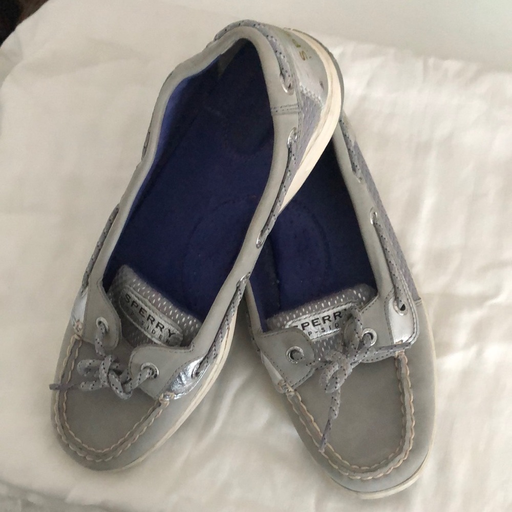 Sperry sided boat shoes. Size 8.5